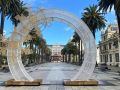 Ya es Navidad en los jardines de Méndez Núñez El arco navideño ya está en los jardines