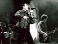 El Último de la Fila en un concierto en el Coliseum en 1995