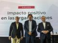 Ignacio Rivera, de Estrella Galicia: “Si miras números, no harías la fábrica de Morás” El director general de Cesuga, Venancio Salcines; el presidente ejecutivo de Hijos de Rivera, Ignacio Rivera; y el director general de Sabadell Gallego, Pablo Junceda | Carlota Blanco