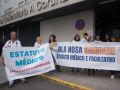 A Coruña pone fin a la huelga médica semanal con miles de citas e intervenciones canceladas Los médicos del Chuac de A Coruña protestan en la cuarta semana de huelga contra la reforma del estatuto marco que propone el Ministerio de Sanidad y que regula las condiciones laborales del personal del Sistema