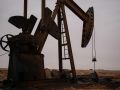 EEUU adquiere el "control mayoritario" de una quinta parte de las reservas de petróleo de Venezuela Planta de extracción de petróleo
