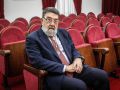 Juan Jesús Gestal | “A Coruña podría haber sido el escenario del brote de hantavirus” El doctor Juan Jesús Gestal, en la Real Academia de Medicina