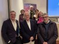 La nueva junta directiva de Amigos de la Ópera, con Méndez Romeu en el centro