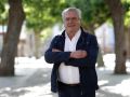 O alcalde de Carral, José Luis Fernández Mouriño, posa no Campo da Feira