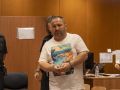 El acusado de empotrar su coche contra un bar de Os Mallos acepta 14 años de prisión El acusado, en el juicio