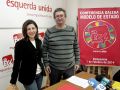 Condenan a un exdiputado de AGE a nueve años por pederastia Yolanda Díaz posa con Xavier Ron durante su época como diputado en AGE