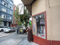 Zorelle, el bazar de 1964 que resiste al paso del tiempo en A Coruña: “Es una cuestión de supervivencia” Maricarmen Fernández, en su bazar de la calle Ciudad de Lugo