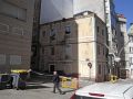 El colapso de un edificio vacío corta una calle en A Coruña