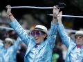 El carnaval más 'hortera' desfila en un barrio de A Coruña
