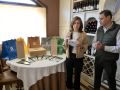 La conselleira de Medio Ambiente, Ángeles Vázquez, ayer en el Asador Coruña junto a Héctor Cañete | Javier Alborés
