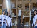 El personal de Balneario Visión, junto a su último escaparate