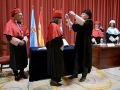El rector, Ricardo Cao, reconoce a la jurista María Emilia Casas como Doctora Honoris Causa