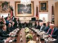 Trump amenaza con "castigos" comerciales a España por baja contribución a la OTAN Donald Trump