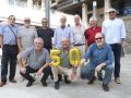 Diez integrantes del reemplazo de Artillería, 50 años después, en la plaza del Papagayo