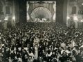 Un baile del Circo de Artesanos celebrado en el Rosalía en los años 40