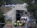 Varios técnicos, este miércoles, en la zona del accidente del tren Rodalies