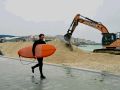 El Gobierno local reconstruye la duna de Riazor tras el paso de las borrascas de enero Labores de reconstrucción de la duna en Riazor,