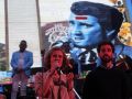 Raquel y Joel, en la inauguración del mural dedicado a Pucho Boedo, durante las fiestas de O Ventorrillo