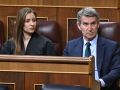 El PP defiende la atención sanitaria a inmigrantes irregulares en situaciones de urgencia El líder del PP, Alberto Núñez Feijóo (d) y la portavoz Ester Muñoz (c) durante el acto institucional que conmemora la Constitución de 1978, este martes, en el Congreso de los Diputados