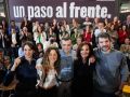 La coalición Sumar se renueva con un proyecto "más sólido" y con la mano tendida a Podemos Los ministros Ernest Urtasun (d) y Mónica García (2d), acompañados de la líder de Movimiento Sumar, Lara Hernández (2i), del líder de IU, Antonio Maíllo (c), y de la portavoz de Más Madrid en el Ayuntamiento, Rita Maestre