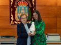 Josefa Naveira García recibe el Premio Úrsula Meléndez de Texeda en Betanzos
