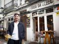 César López, con una ración de raxo en Casa da Vella