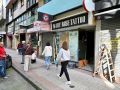 Detenidos dos de los exokupas del fumadero de crack de Alcalde lens por un altercado callejero Limpieza del viejo estudio de tatuajes tras ser desokupado