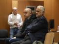 Los loteros que sellaron la Primitiva millonaria de A Coruña en 2012: “El delegado dijo que estaba liquidada y que no llamásemos más” Manuel y Miguel Reija, en la sala en la que se celebra el juicio, este martes