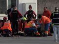 Quintana. Rescate de percebeiro en punta herminia que es trasladado al puerto de Oza para reanimaciÃ³n. (IMPORTANTE: PIXELAR CARA DE AGENTES Y DE VÃCTIMA)