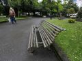 Bancos en los jardines de mendez nuñez