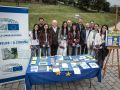 Alumnos del IES Monelos, esta mañana, en el parque de Oza
