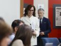 MADRID (ESPAÑA), 06/05/2026.- El ministro del Interior, Fernando Grande-Marlaska (d) y la ministra de Sanidad, Mónica García (i) antes de la rueda de prensa tras la reunión de seguimiento para atender la solicitud de la Organización Mundial de la Salud (OMS) al Gobierno para acoger al crucero MV Hondius, afectado por un brote de hantavirus, en las Islas Canarias este miércoles en La Moncloa, Madrid. EFE/ Javier Lizón