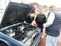 Comida popular, coches clásicos y música desafiaron a la lluvia