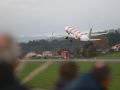 Un avión despega desde el Aeropuerto de A Coruña