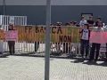 Manifestación contra la “imposición” de la FP Básica en el IES de Carral Manifestación en el IES de Carral