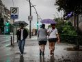 Los coruñeses tuvieron que buscar refugio en la tarde de San Juan al ser sorprendidos por una intensa granizada