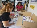 ALICANTE, 26/06/2026.- Recogida de medicamentos en AMASVE (Asociación de Mujeres por la Alianza Sociocultural Venezuela-España) para llevar a Venezuela tras el terremoto. EFE/Morell
