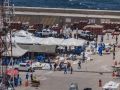 Ciudadanos reclaman los cuerpos de familiares este lunes en el puerto de La Guaira