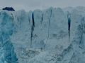 El diario de un coruñés a las puertas del Polo Norte: un glaciar impresionante y una mina Un gran glaciar en la costa de Svalbard