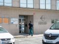 Puerta principal de la sede de Aclad en A Grela