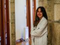 Rosa Trillo, en los pasillos de la sede de la AECC en A Coruña