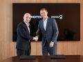 El consejero delegado de Inditex, Óscar García Maceiras, y el director ejecutivo de Conservación Internacional, Sebastian Tröeng