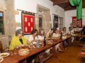 El monasterio de Bergondo acogió en el claustro del convento una cena para celebrar los 900 años de “memoria en pedra” de San Salvador