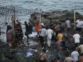 El hallazgo de otro cadáver eleva a 83 los fallecidos tras la entrada masiva en Ceuta CEUTA, 30/07/2026.- Imagen de personas escapando este jueves de las fuerzas antidisturbios marroquies que han desalojado a las masas que se encontraban cerca de la frontera con Ceuta. EFE / Mohamed Siali.