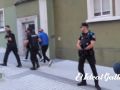 La protesta vecinal expulsa a dos hermanos presuntos traficantes de droga de la Sagrada Familia 03 Unos 50 vecinos de la Sagrada Familia se han vuelto a concentrar
