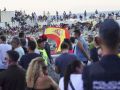 Cuatro detenidos en Ceuta por apedrear a una patrulla de militares y herir a un sargento Protestas en Ceuta contra la crisis migratoria este viernes en la playa de El Trampolín