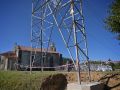 La compañía está realizando una serie de actuaciones en la torre de alta tensión, a solo unos metros del BIC