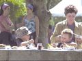 La quinta jornada de degustación de setas reunió a niños y mayores en torno a las improvisadas mesas
