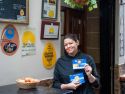 Kamela Meghazi, del Bar Kutako, será una de las cocineras que concurrirá este año en el Campeonato de Tortilla de Patatas de Galicia
