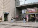 Miles de personas se pasaron por Marineda City para conocer el nuevo espacio comercial